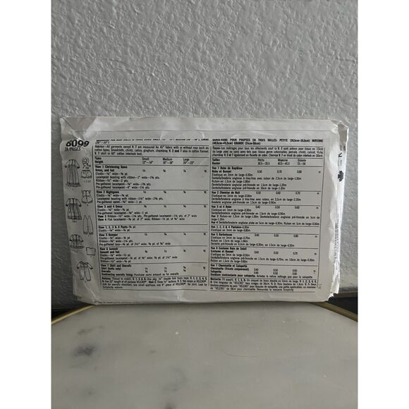 Simplicity Pattern 8099 Baby Doll Clothes Dress Romper 12"-22" Dolls VTG NEW - Picture 2 of 2